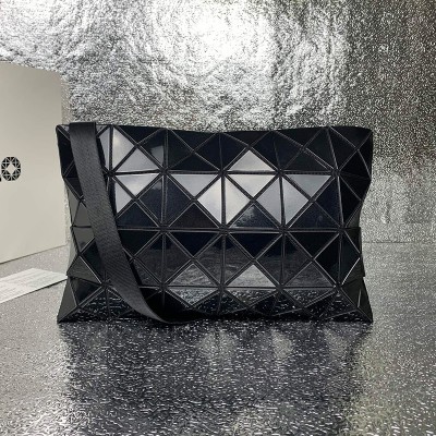 Issey Miyake Online Store, Cheap Bao Bao Issey Miyake Crossbody Bags Outlet Sale