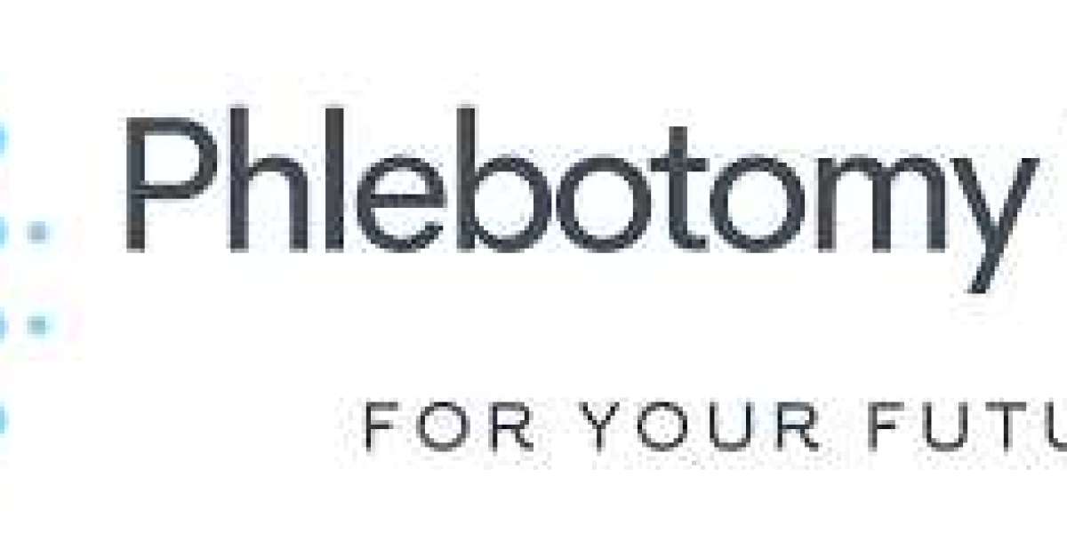 Learn what it takes to be a phlebotomist on your own time