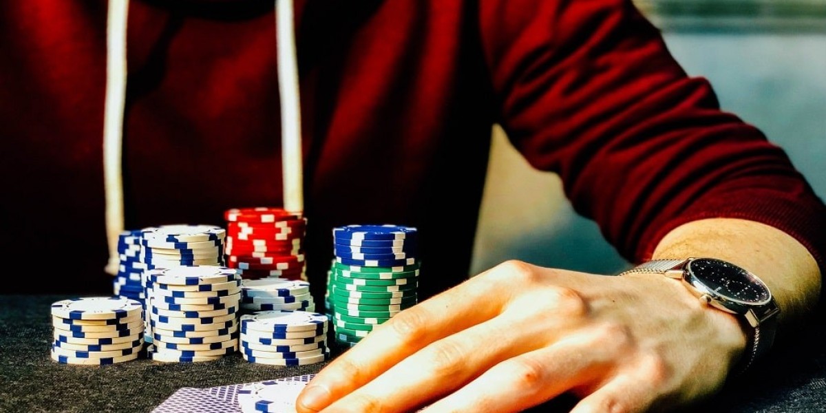 Is Online Poker Legal in Kansas? | 101CasinoReviews