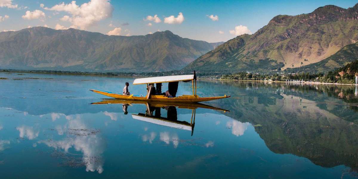 Srinagar City: Exploring the Jewel of Kashmir