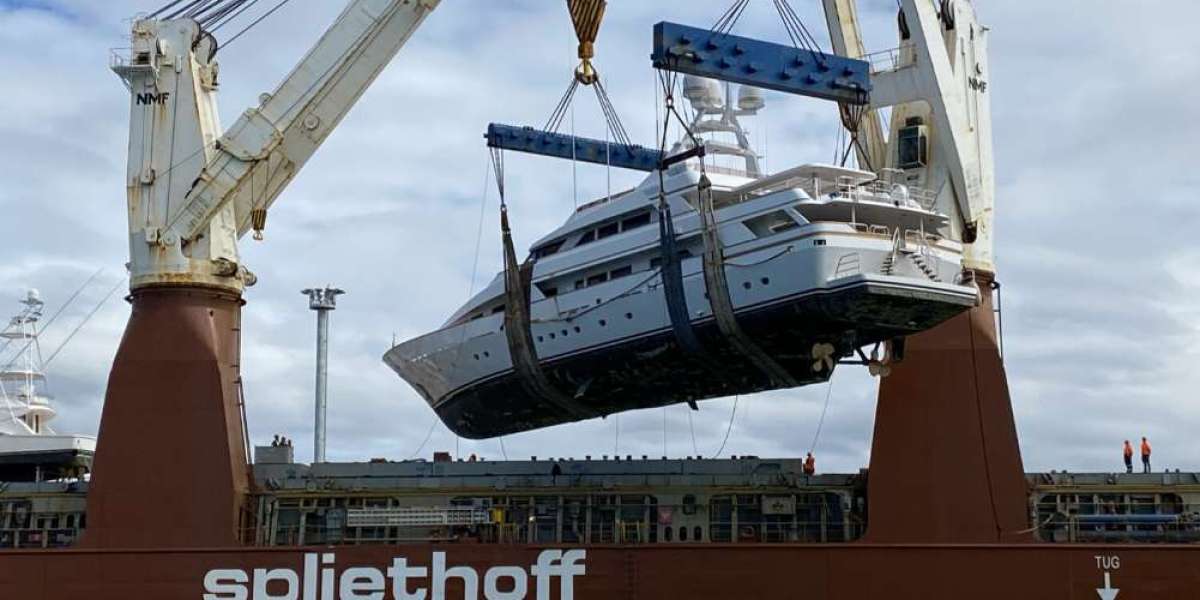 Super Yacht Services - Marine Services | STOK Marine