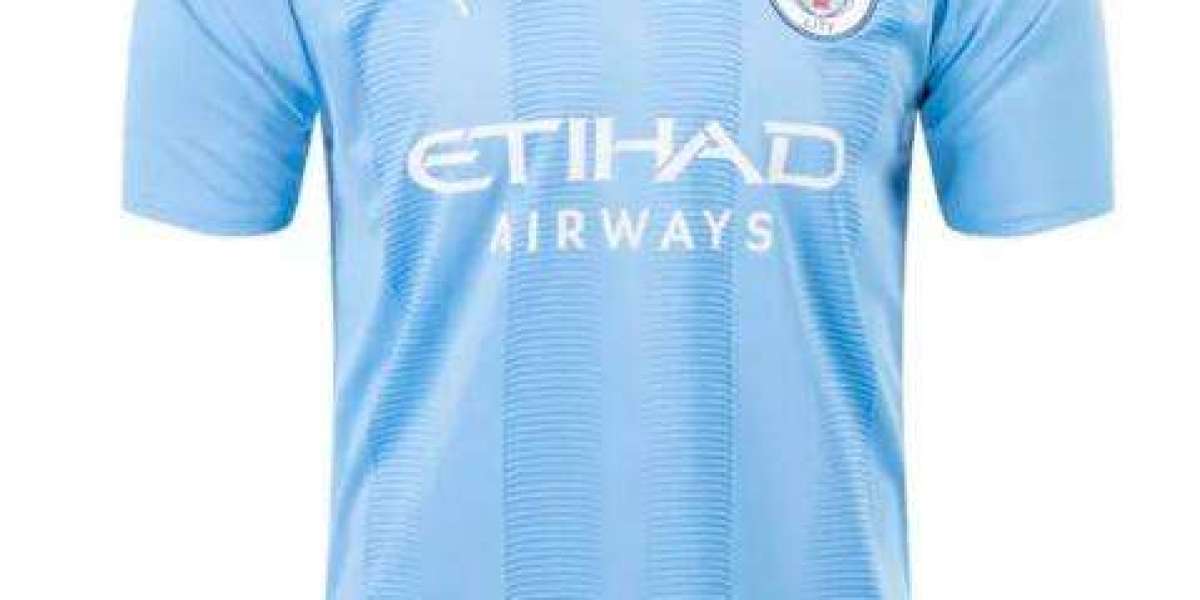 Choosing a Manchester City jersey