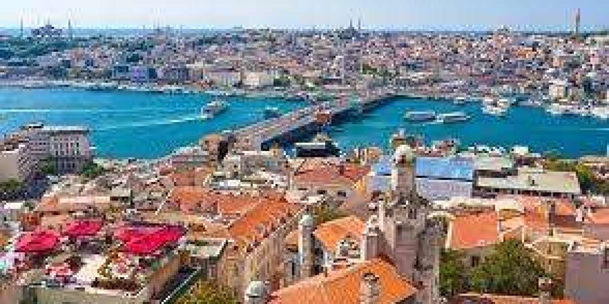 What is the average property prices in Istanbul?