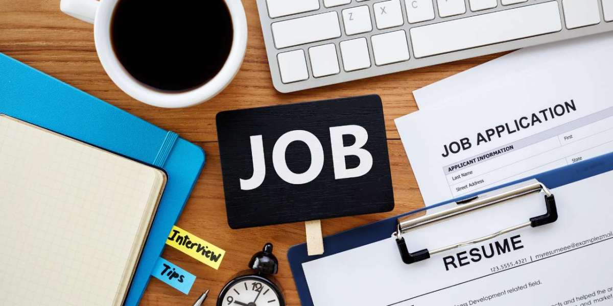 Thriving Industries in Dubai: Where to Find High-Paying Jobs