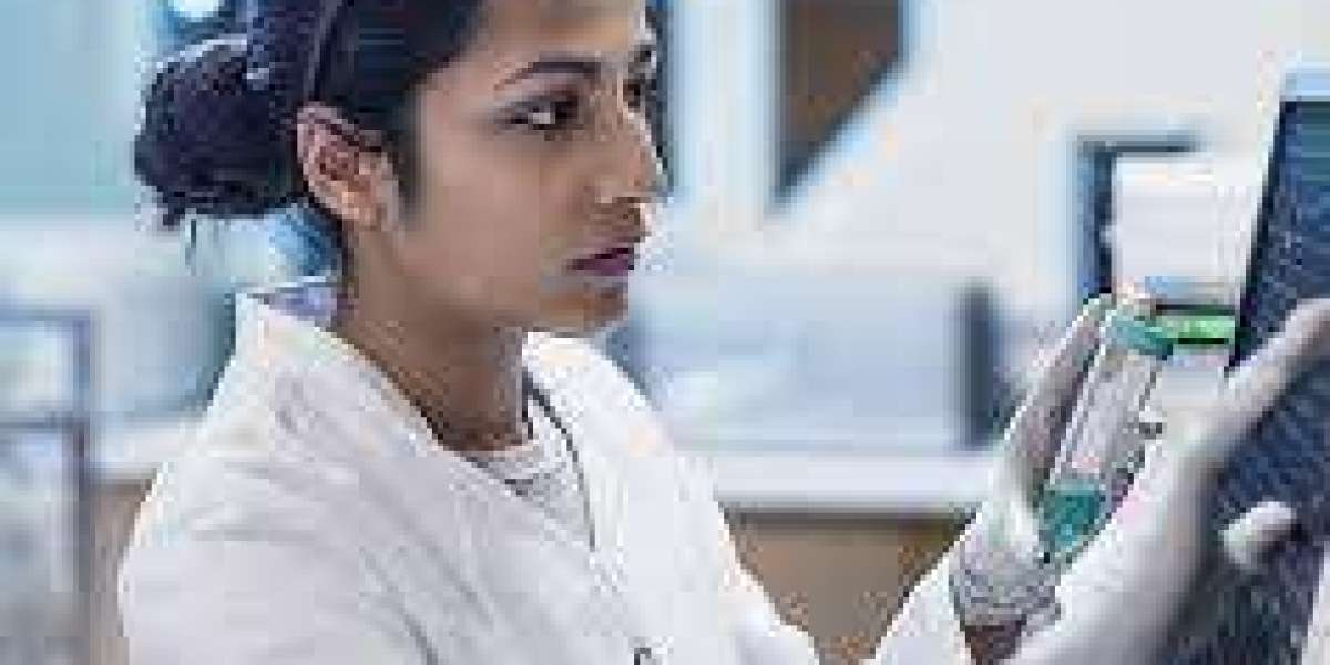 Revolutionizing Clinical Trials: AI for Clinical Trial Budget Optimization