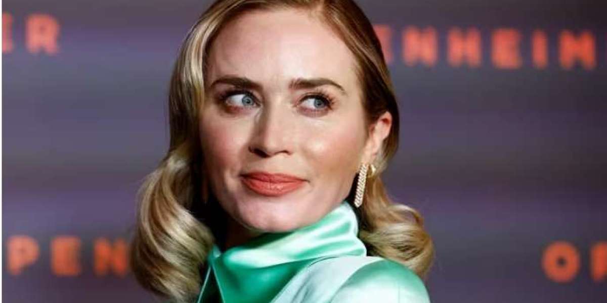 Joker Reviews: A Cinematic Masterpiece or a Controversial Gem?