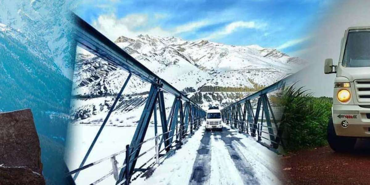 Navigating the Journey: Contacting Customer Support During the Pune to Nashik Trip