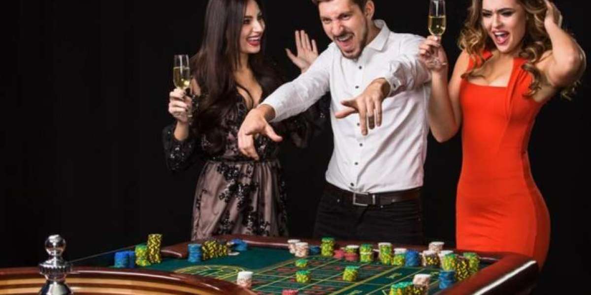 What is the Minimum Age Requirement to Play at Casino Kochi Online?