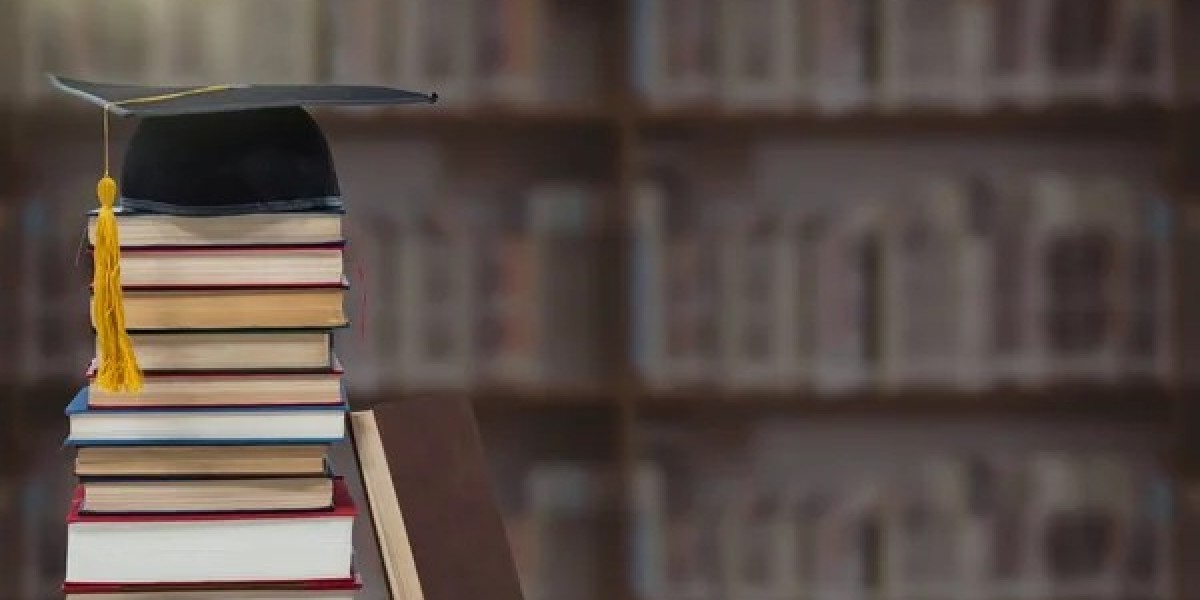 Building a Strong Foundation: The Importance of Early Childhood Education at KidzIconic Playschool