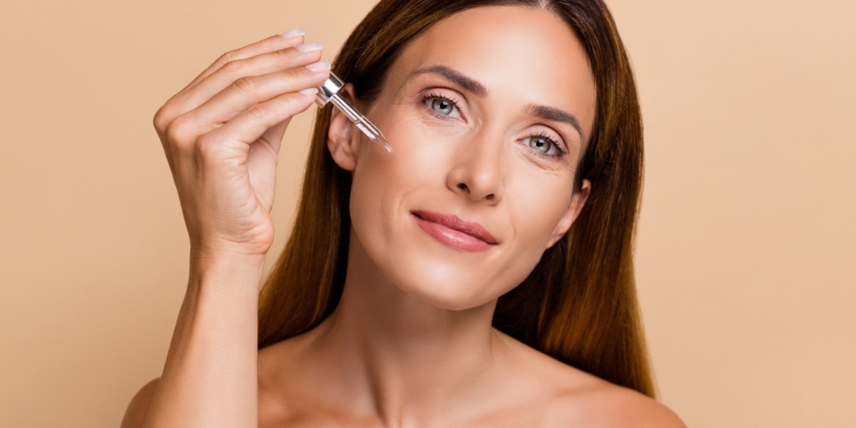 10 Advantages of Adding an Anti Aging Serum to Your Skin