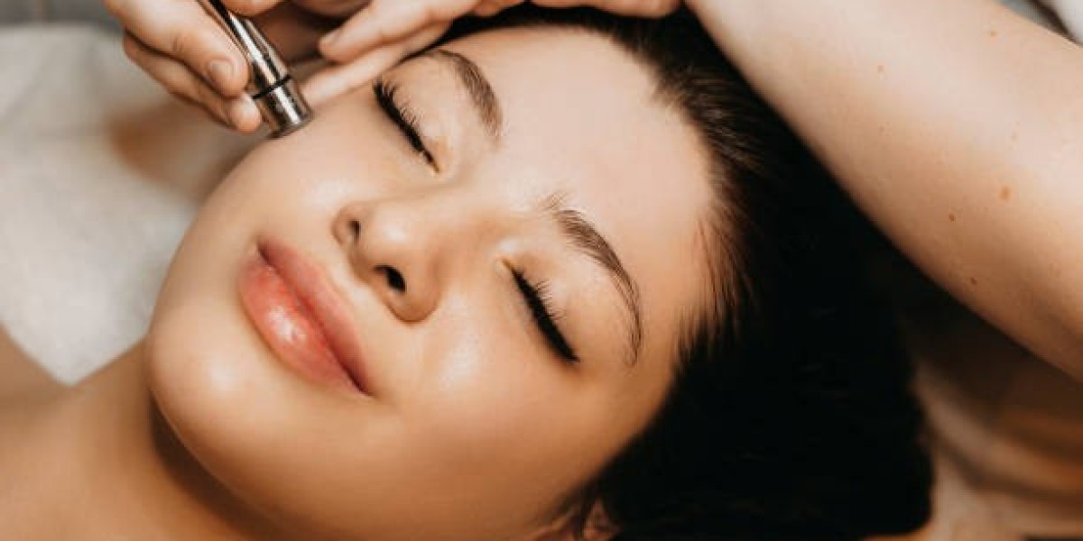 Microneedling for Acne Scars: A Path to Skin Renewal