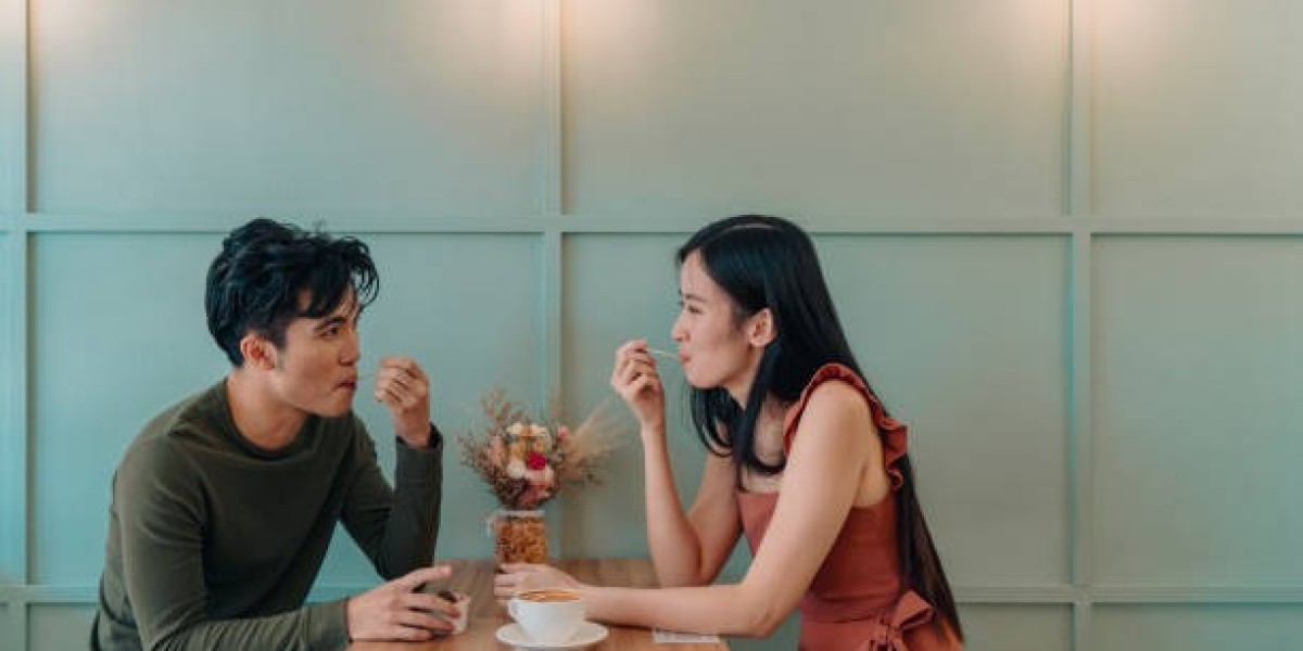 The Social Frontier: A Guide to Building Connections through Chatting with Strangers