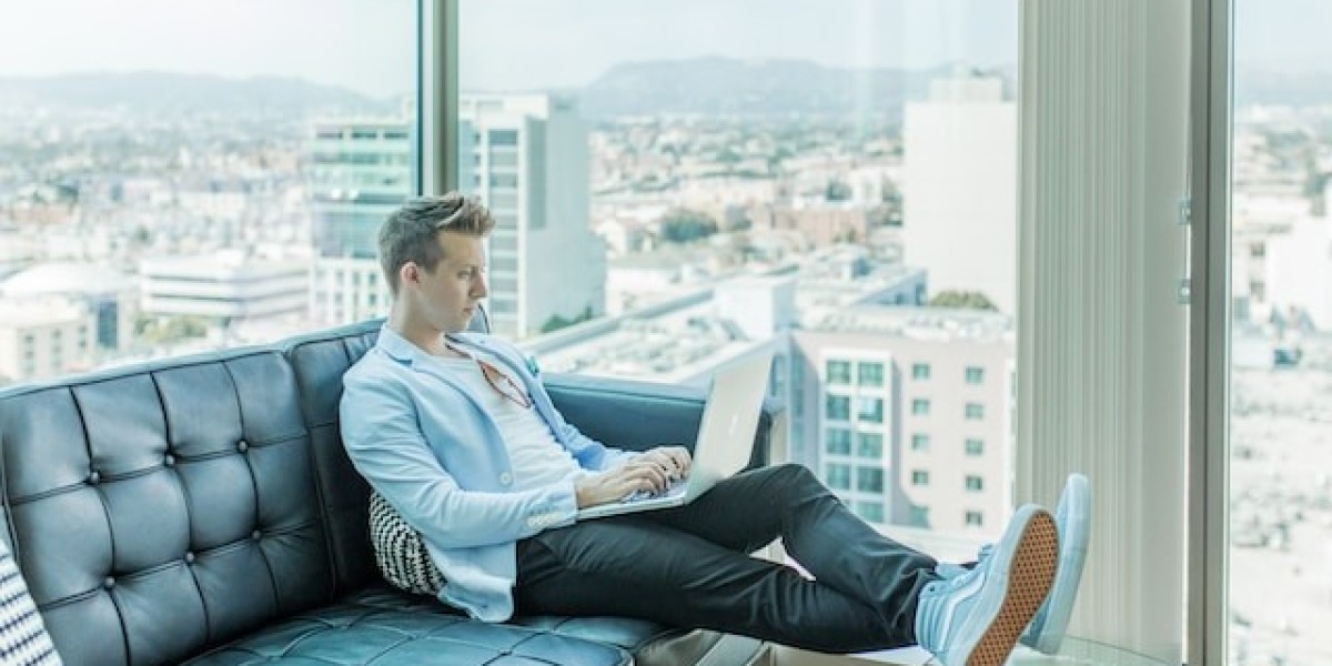 The Crucial Role of Marketing Associations in the Digital Era of Social Media