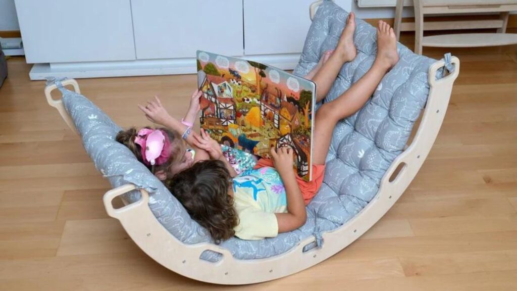 Ultimate Guide to Montessori Toys for Child Development