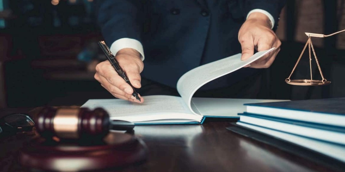 Navigating the Complex Terrain of Divorce: Finding the Right Divorce Lawyer Fairfax Virginia