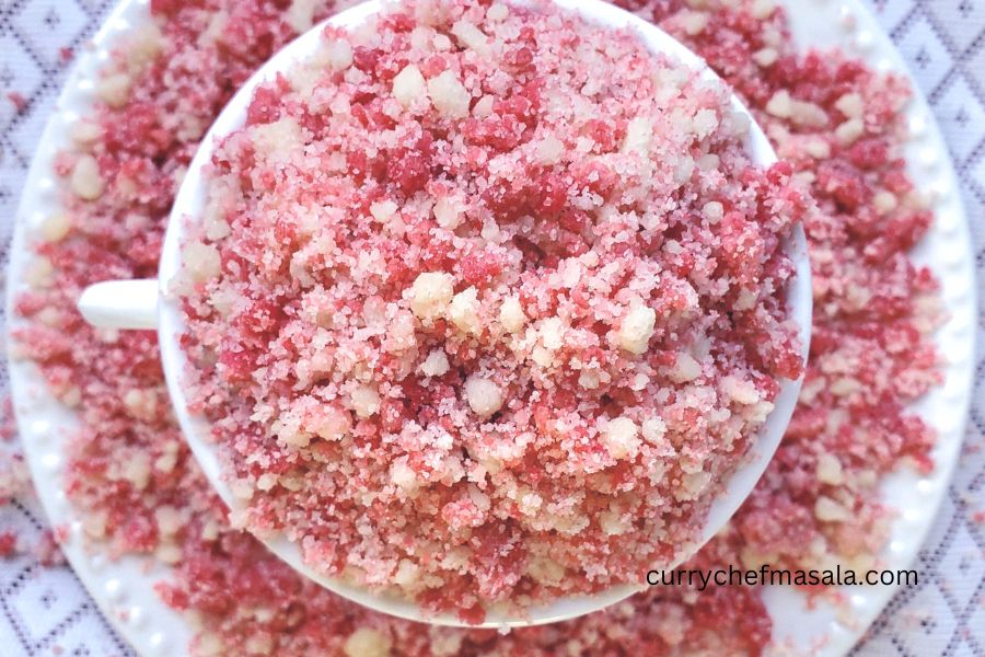 Strawberry Crumble Recipe: Irresistibly Delicious and Easy to Make! - Curry Chef Masala