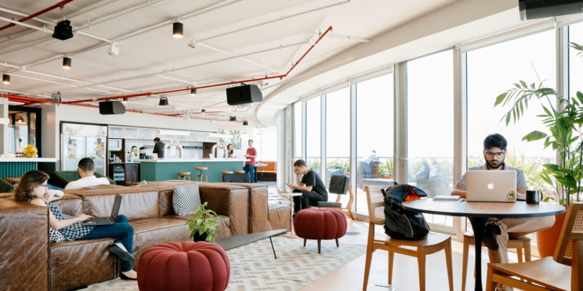 Coworking Spaces: Redefining Modern Work Environments