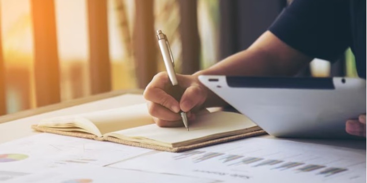 From Start to Finish: Completing Your Essay