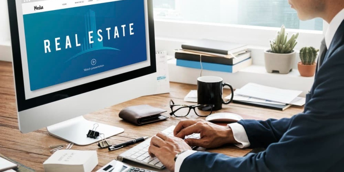 Demystifying Real Estate Roles: Agent vs. Broker vs. Realtor  – What Sets Them Apart?
