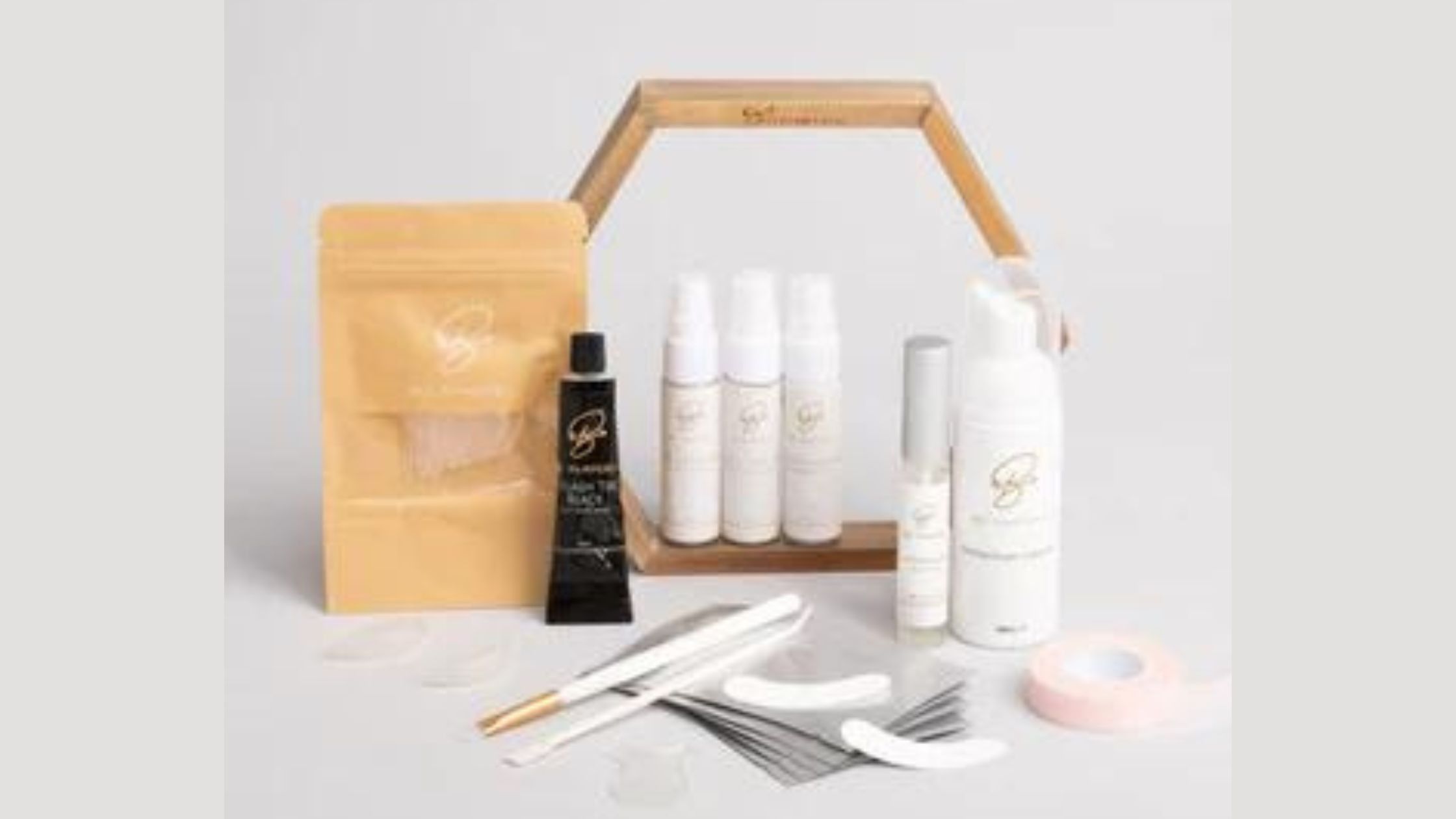 7 Lash and Brow Enhancement Looks for Beautiful You - Bee Pampered | Tealfeed