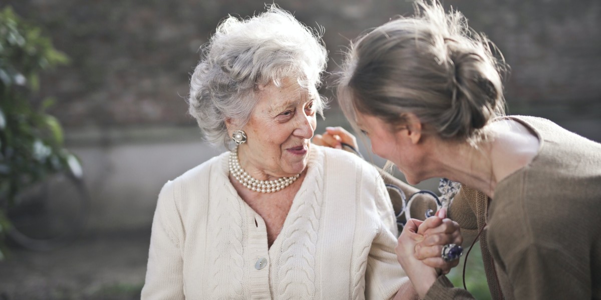 Navigating Senior Care Calgary: Essential Tips for Families