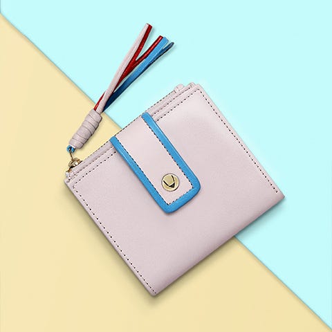 The Search Ends Here: Top Leather Wallet Picks for the Fashion-Forward Woman | by Onlinehidesign | Medium