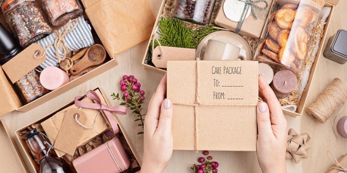 Dubai Dreams Wrapped: Personalized Gifts Await at Gifts Habibi