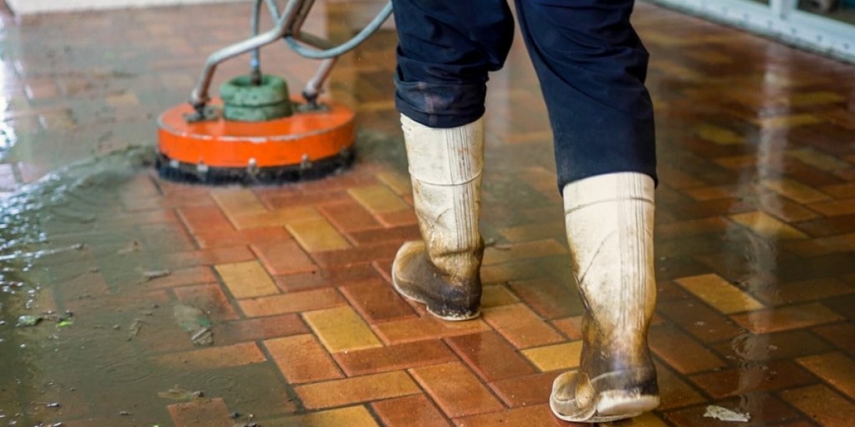 Patio Pressure Cleaning Services In Lake Mary, FL
