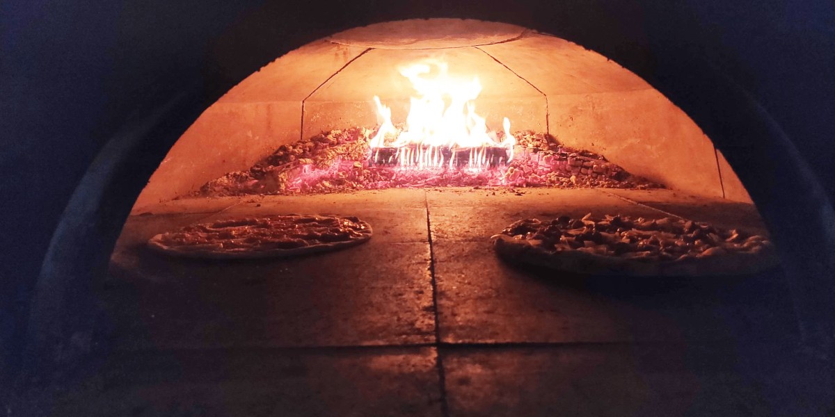 Discover Ignazio's Beer and Pizza in Mystic, CT: A Culinary Journey Awaits!