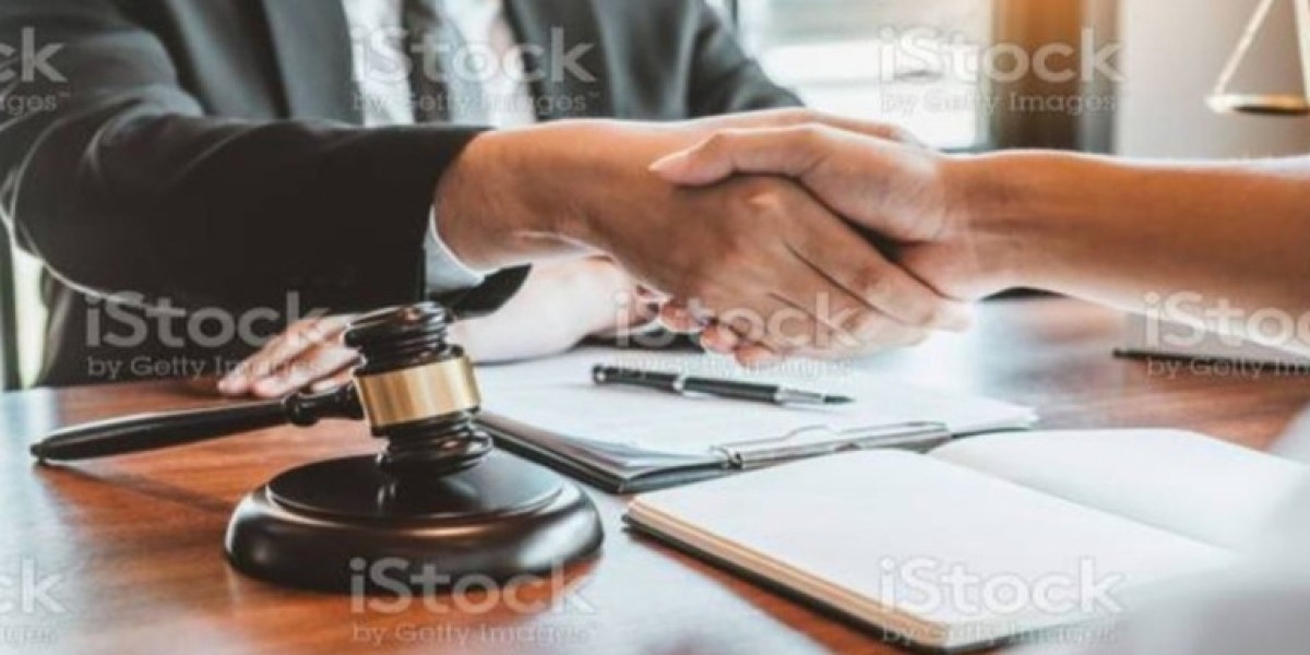 Navigating DWI Charges in Amherst: Why You Need a Specialized Lawyer
