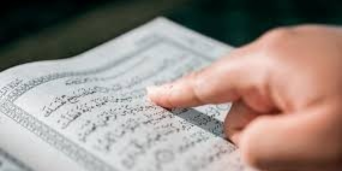Navigating the Digital Era: Learn Quran Online Academy UK