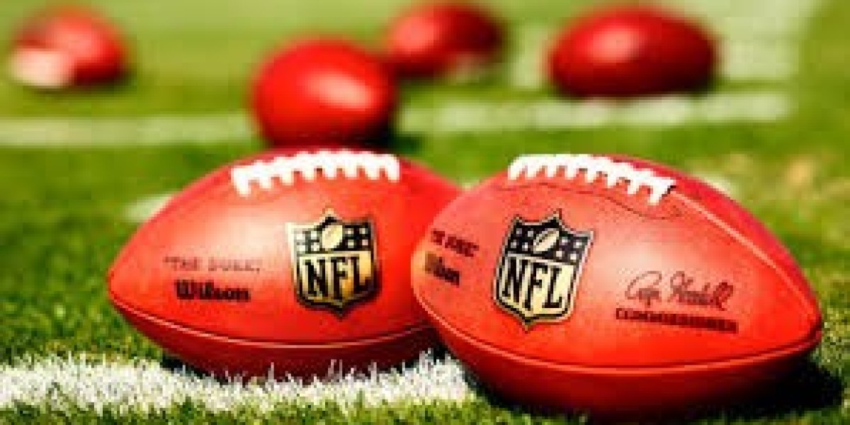 Reports: Panthers understand that they have no side rushers