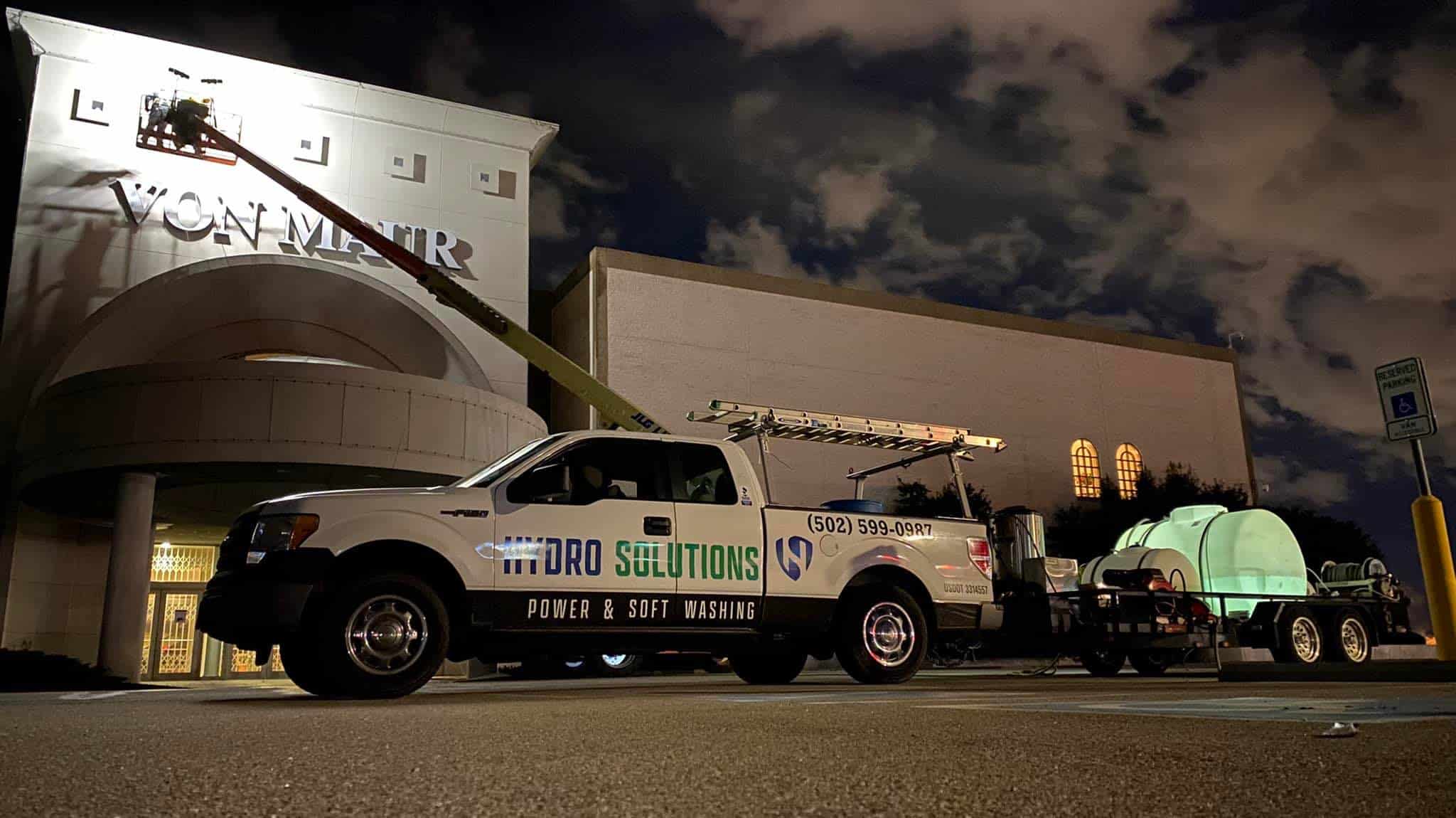 Best Commercial Pressure Washing Company in Louisville, Ky