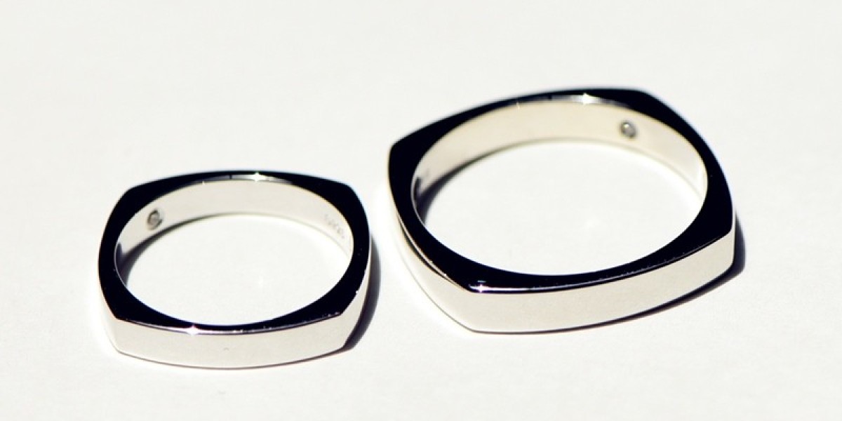 Rings for Couples that Complement each other