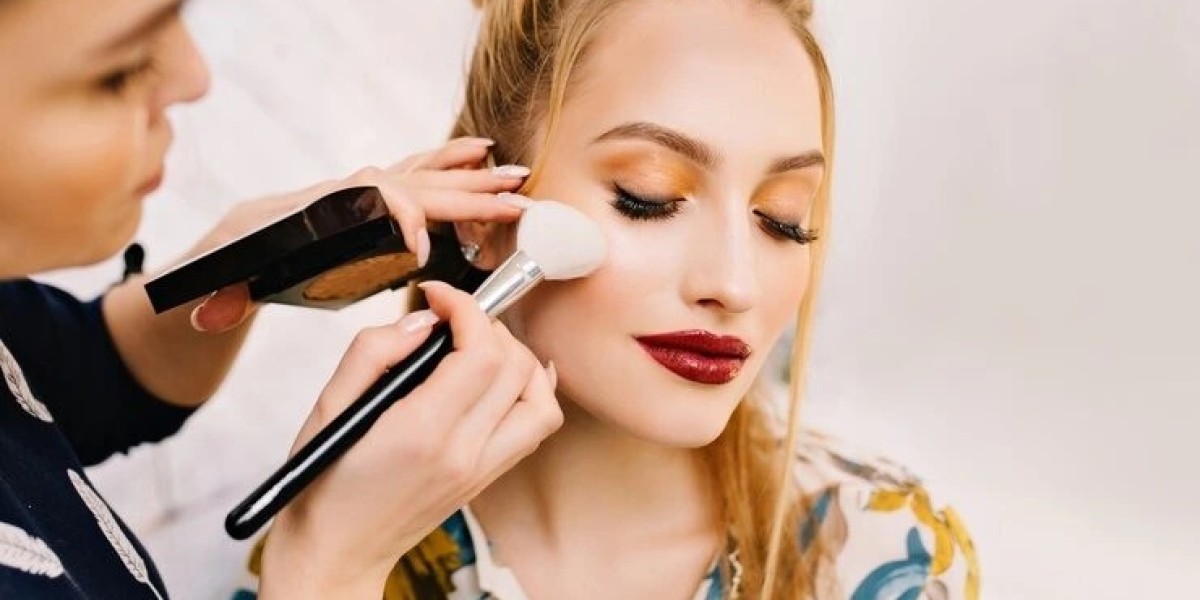 Makeup Artist in Pathankot