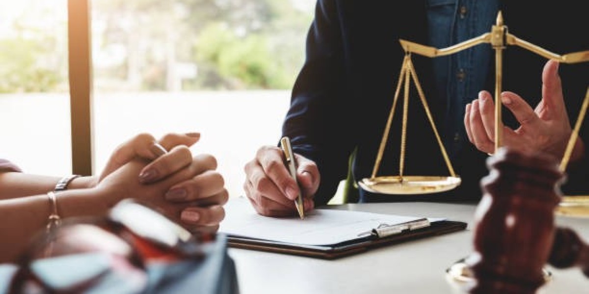 From Courtroom to Cash: The Rise of Client Legal Funding Solutions