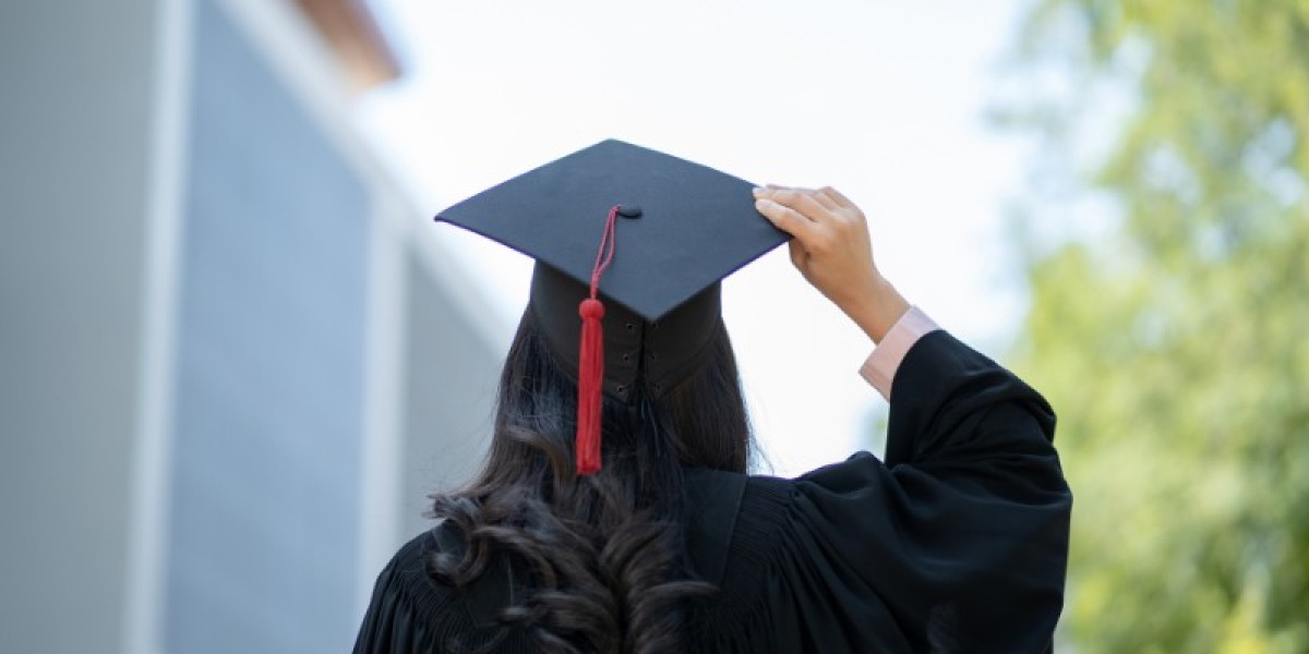 PGDM Course Details 2024: Fees, Eligibility & More!