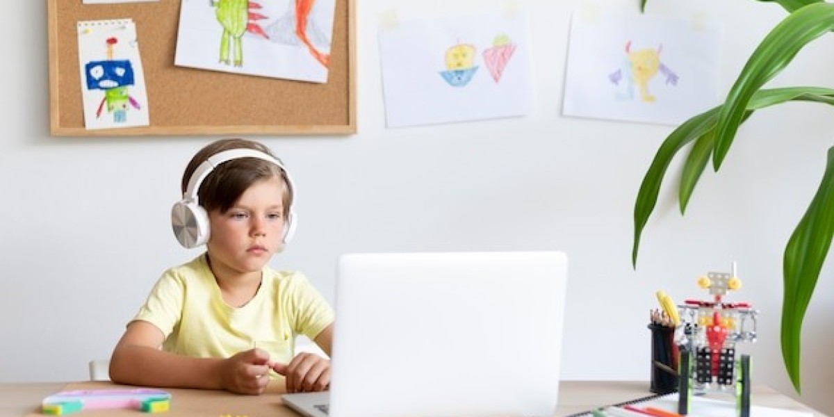 Innovative Approaches to Teaching 2e Students: Virtual Camps