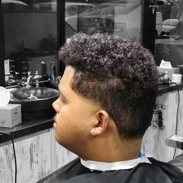 Your Guide to Finding the Perfect Barber Holroyd: Tips and Tricks | TechPlanet