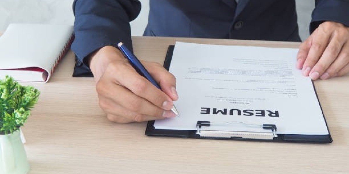 Mastering Your Career: Insider Resume Strategies for Professionals