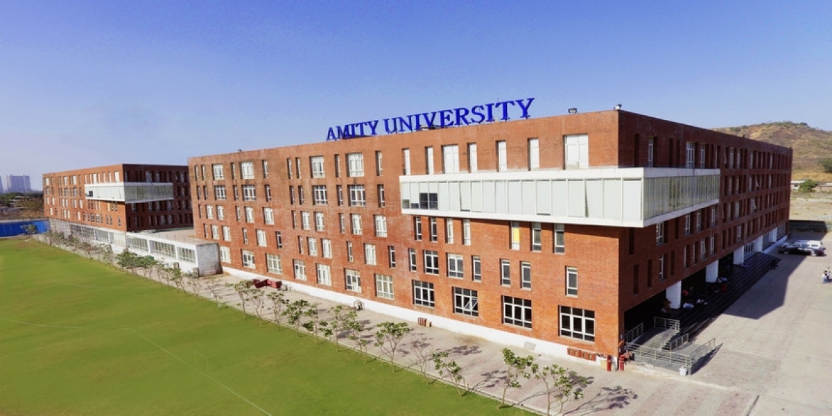 Navigating University Admissions: Sharda University, Amity University, and MBA Eligibility