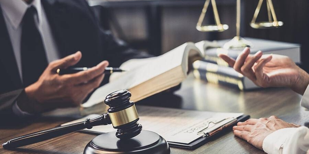 Need a Criminal Lawyer in Parramatta? Look No Further
