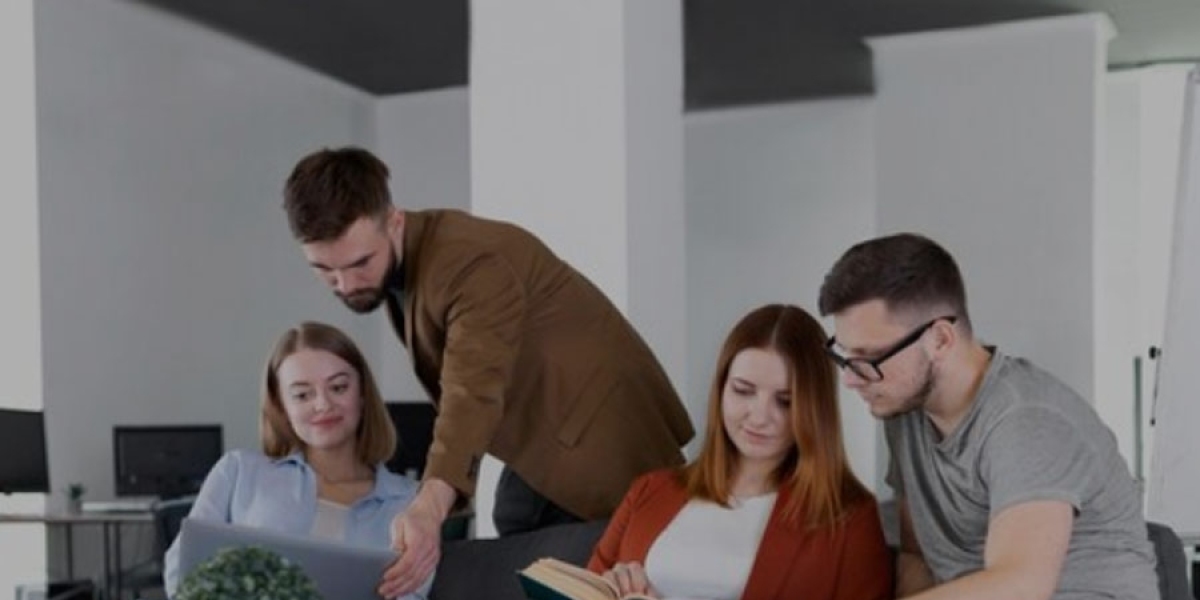 What Are the Advantages of Starting a Company in A Free Zone in Dubai