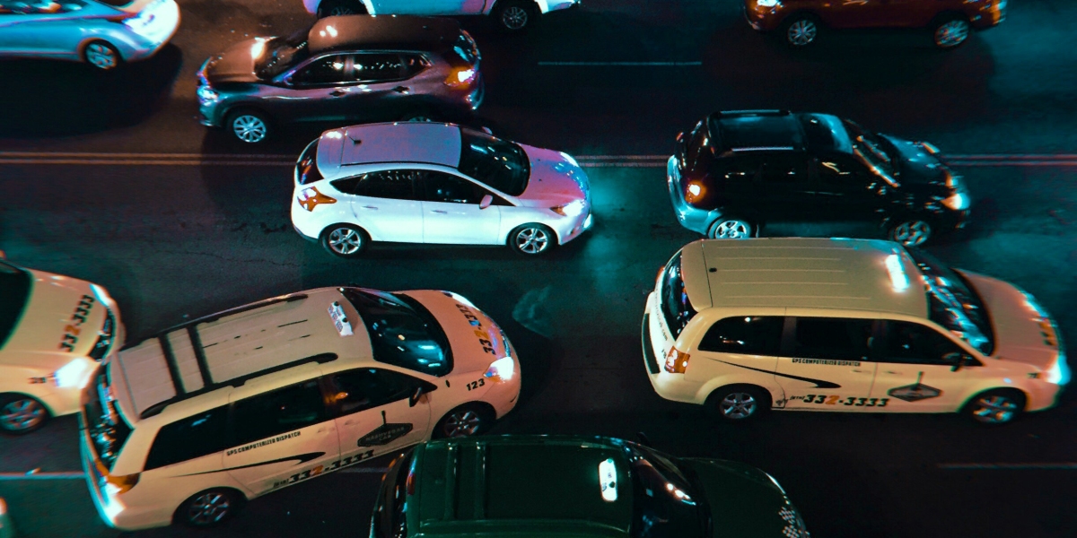 Your Ultimate Guide to Taxi Services from Heathrow to Camden Town, Hampstead, and Gatwick Airport