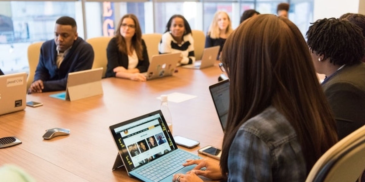 Beyond the Resume: Uncovering the Truth with Employee Crossings' In-Depth Background Investigations