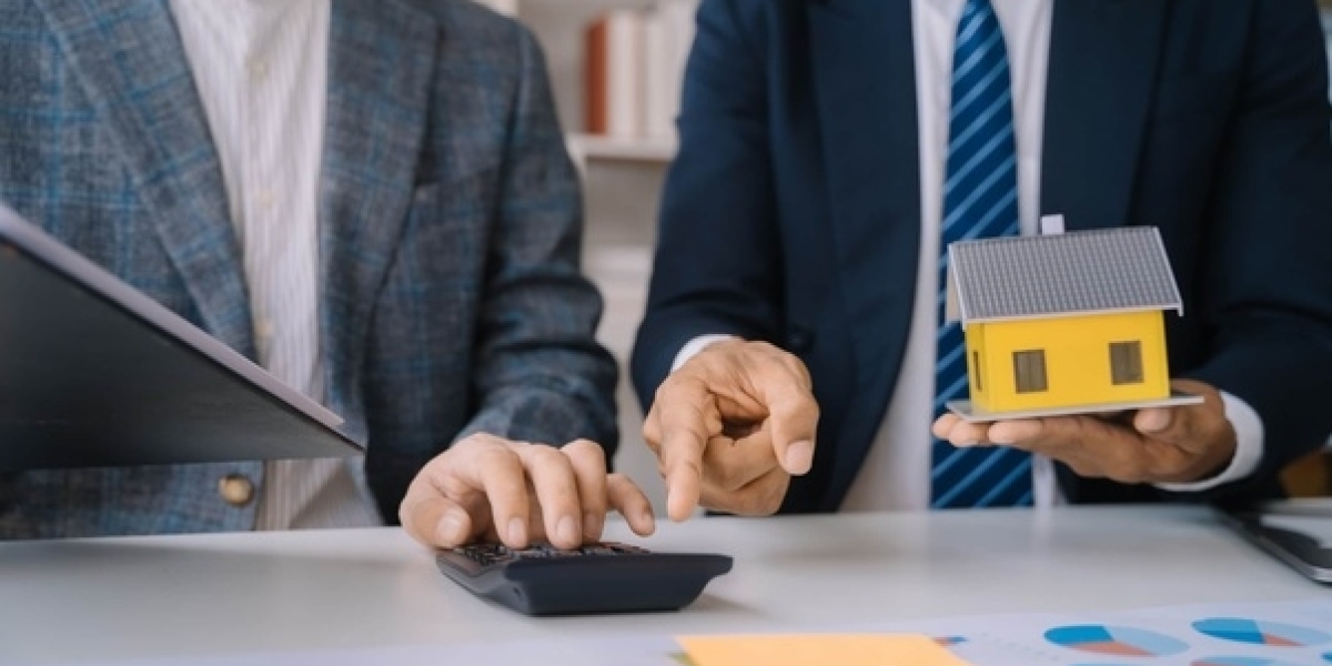 The Essential Role of Real Estate Experts in Today’s Commercial Property Market