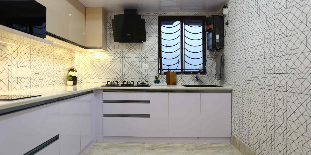 5 Types of Glass Cabinets That Create a High-End Kitchen Aesthetic