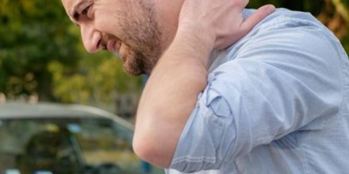 Chiropractic Massage 101: The Ultimate Guide to Easing Pain and Boosting Wellness