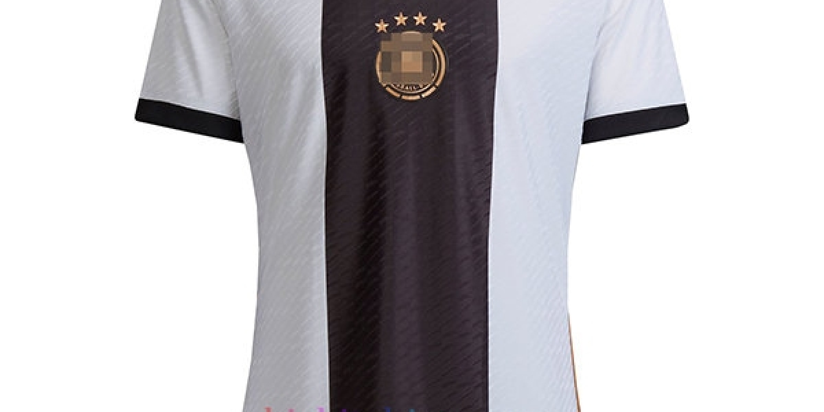 Por qué las Camisetas de España Son el Regalo Ideal para los Aficionados al Fútbol