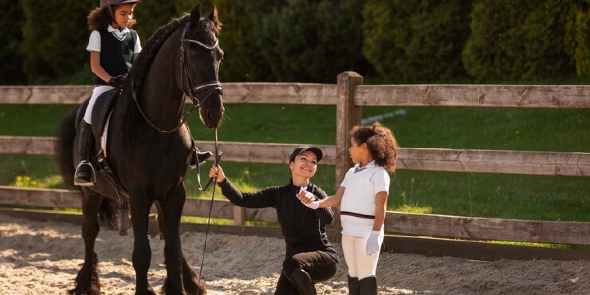 What Can I Expect During My First Horse Riding Lesson?